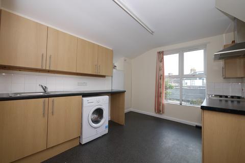 2 bedroom flat to rent, Church Road, London, E12