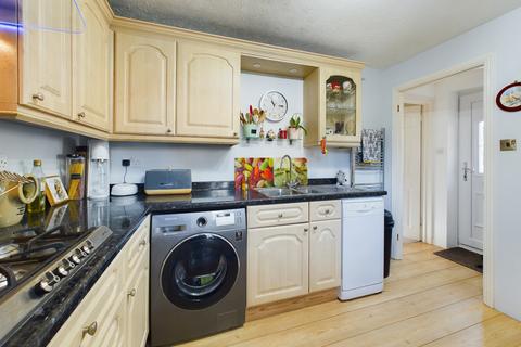 2 bedroom semi-detached house for sale, Juniper Close, Whitehill, Bordon, Hampshire, GU35