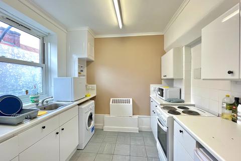 2 bedroom flat to rent - Aldenham Street, London NW1