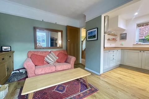 57 Cowick Hill, Exeter, EX2 9NQ