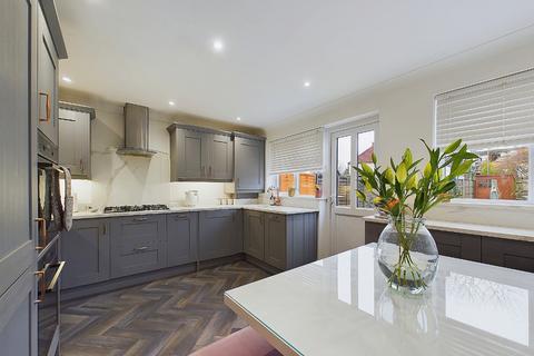 5 Norfolk Crescent, Sidcup, DA15 8HW