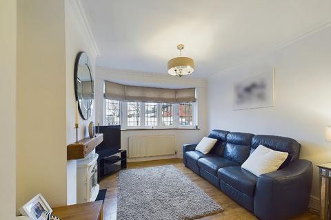 5 Norfolk Crescent, Sidcup, DA15 8HW