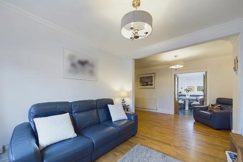 5 Norfolk Crescent, Sidcup, DA15 8HW