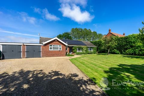 4 bedroom bungalow for sale, Knapton Green, North Walsham, Norfolk, NR28