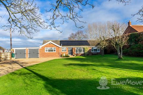 4 bedroom bungalow for sale, Knapton Green, North Walsham, Norfolk, NR28