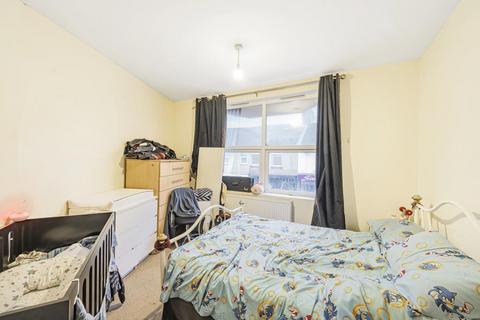 2 bedroom maisonette for sale, Swindon,  Wiltshire,  SN2