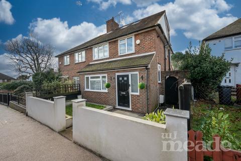 4 bedroom semi-detached house for sale - Friday Hill West, Chingford, E4