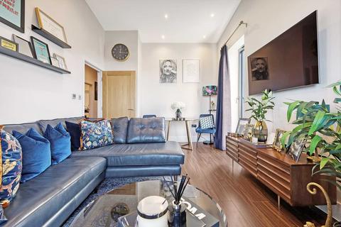 2 bedroom flat for sale - William Hunter Way, Brentwood CM14