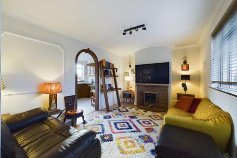 42 Highland Road, Bexleyheath, DA6 7LZ