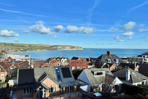60 Queens Road, Swanage, BH19 2EU
