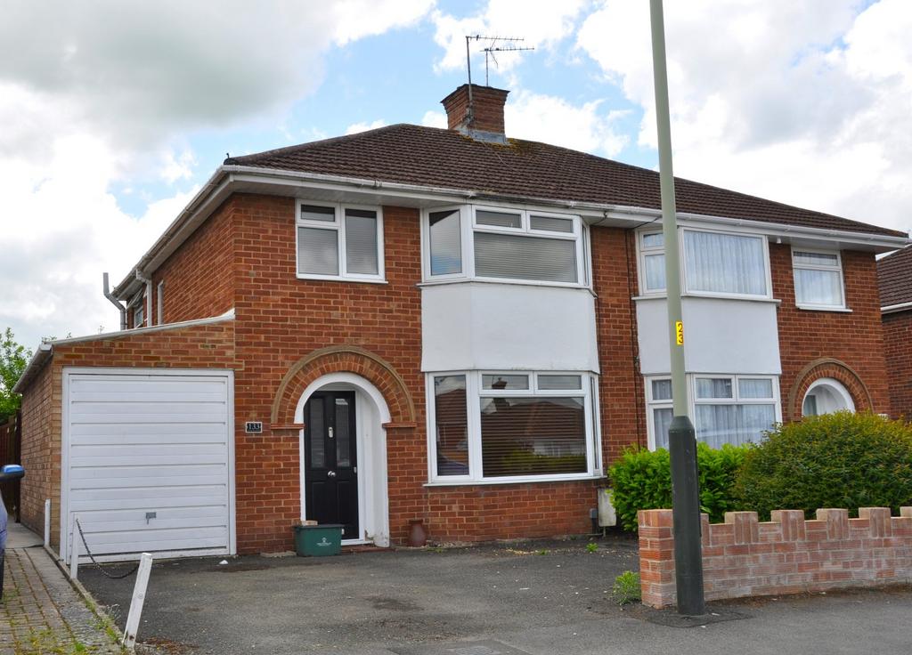 Salisbury Avenue, Warden Hill... 3 bed semidetached house for sale £
