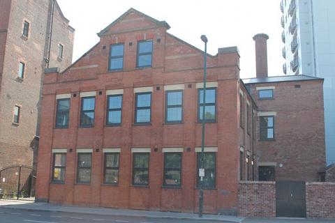 Studio to rent, Flat 13, Byron Works, 106 Lower Parliament Street, Nottingham, NG1 1EN