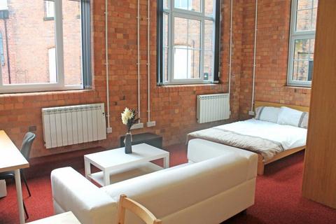 Studio to rent, Flat 13, Byron Works, 106 Lower Parliament Street, Nottingham, NG1 1EN