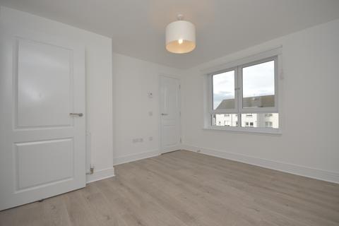 2 bedroom flat to rent, 2 Castlegate Avenue, Dumbarton, Dumbarton, G82 1AL