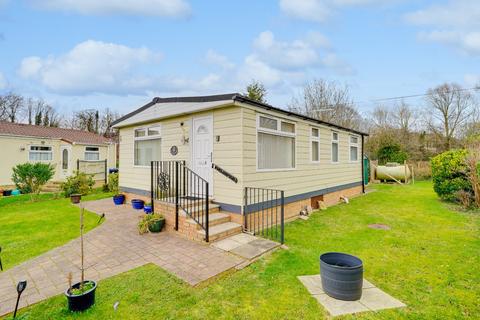 1 bedroom park home for sale, Willow Way, St. Ives, Cambridgeshire, PE27