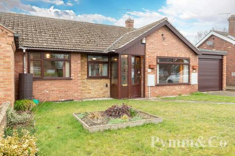 3 bedroom bungalow for sale, Colindeep Lane, Norwich NR7