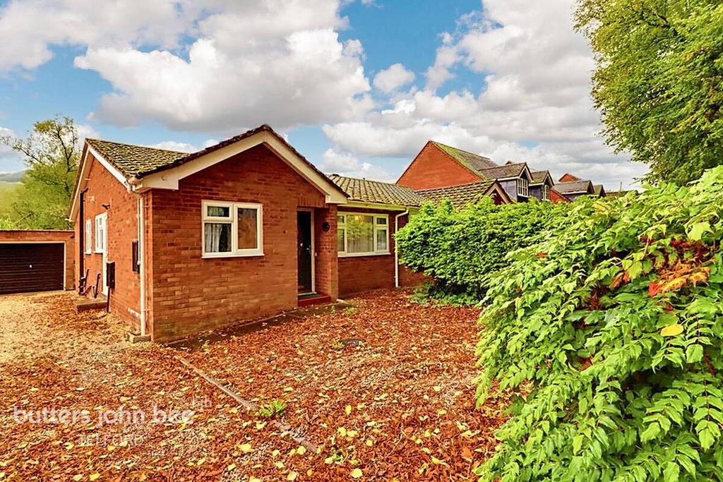 Ludlow Road, Church Stretton 2 bed semidetached bungalow for sale £
