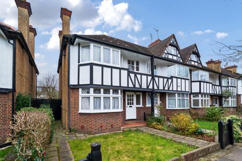 26 Princes Gardens, Acton, London, W3 0LG