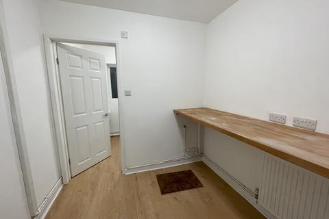 undefined, Peter Tce, Swansea