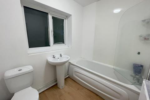 undefined, Peter Tce, Swansea