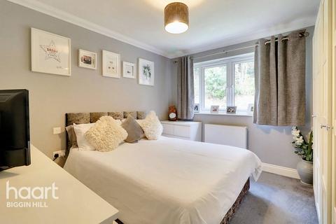 12 Sunningvale Close, Biggin Hill, Westerham, TN16 3BS