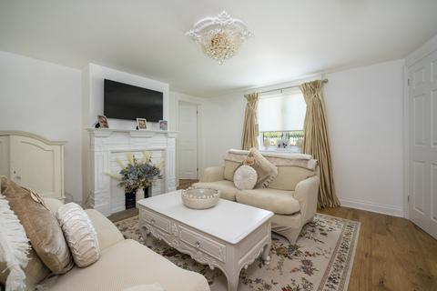 3 bedroom semi-detached house for sale - Jaggards Cottage, Bury St. Edmunds IP30
