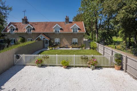 3 bedroom semi-detached house for sale, Jaggards Cottage, Bury St. Edmunds IP30
