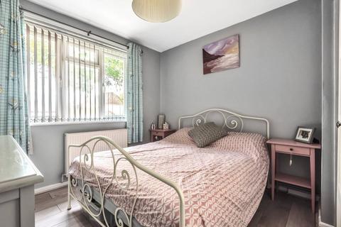 2 bedroom bungalow for sale, Salisbury Road, Alresford, Hampshire, SO24