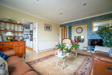 2 bedroom maisonette for sale - Heol Y Parc, Cardiff CF15