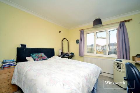 76 Bradstock Road, Epsom, KT17 2LQ