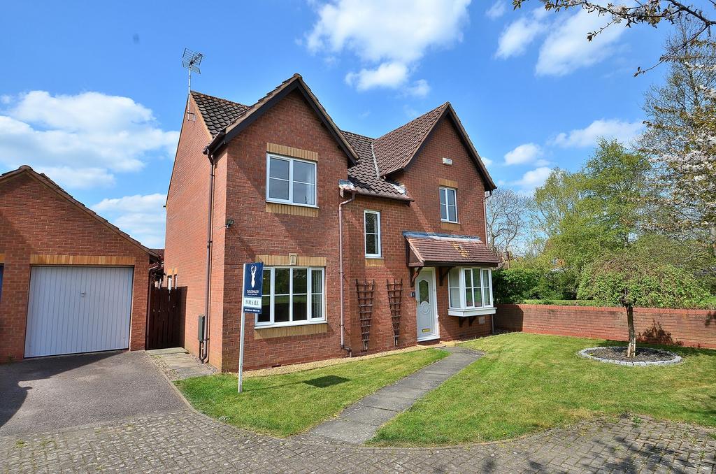 Shenley Brook End, Milton Keynes MK5 4 bed detached house for sale £