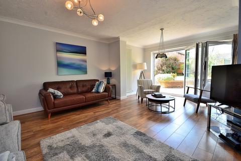 7 Curtis Croft, Shenley Brook End, Milton Keynes, MK5 7ET