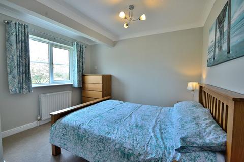 7 Curtis Croft, Shenley Brook End, Milton Keynes, MK5 7ET