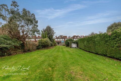 6 bedroom detached house for sale - Brookway, London