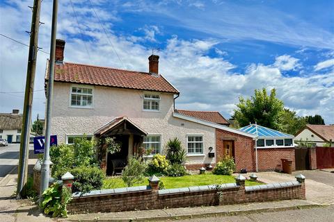 2 bedroom cottage for sale, Diss Road, Scole