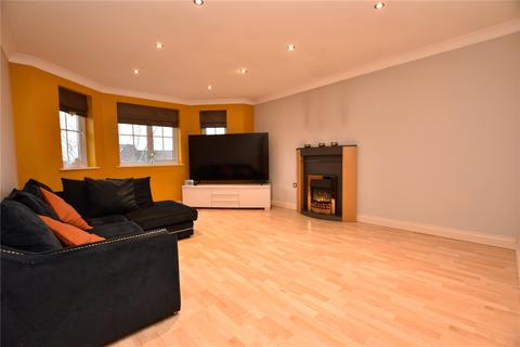18 Dingle Close, Radcliffe, Manchester, M26 1UN