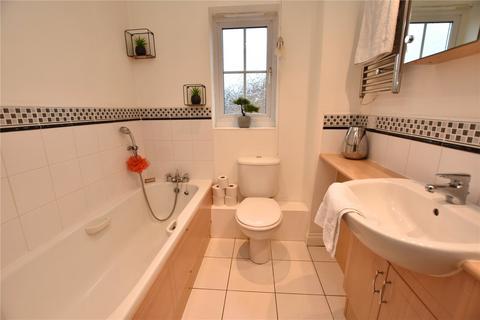 18 Dingle Close, Radcliffe, Manchester, M26 1UN