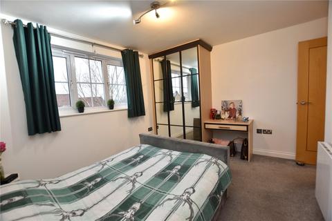 18 Dingle Close, Radcliffe, Manchester, M26 1UN