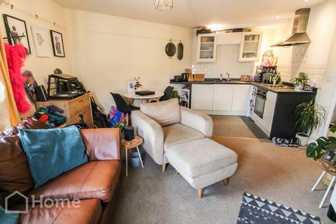 1 bedroom flat for sale, Shophouse Road, Bath BA2