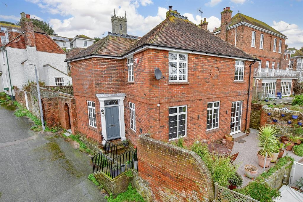 Church Hill, Hythe, Kent 3 bed detached house for sale £680,000