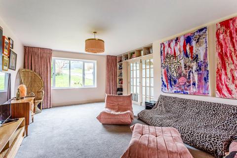 4 Broad Oak Close, Tunbridge Wells, TN2 5UF