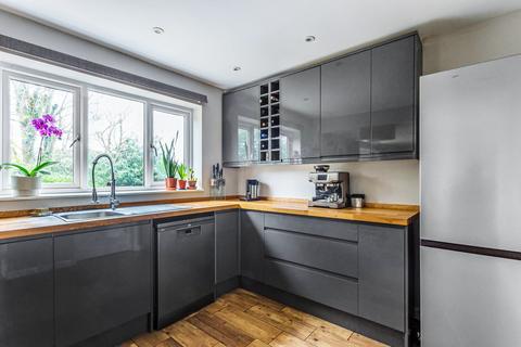 4 Broad Oak Close, Tunbridge Wells, TN2 5UF