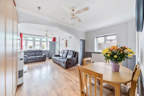 45 The Drive, Feltham, TW14 0AQ