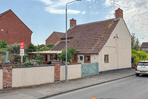 2 bedroom cottage for sale, Church Lane, Balderton NG24