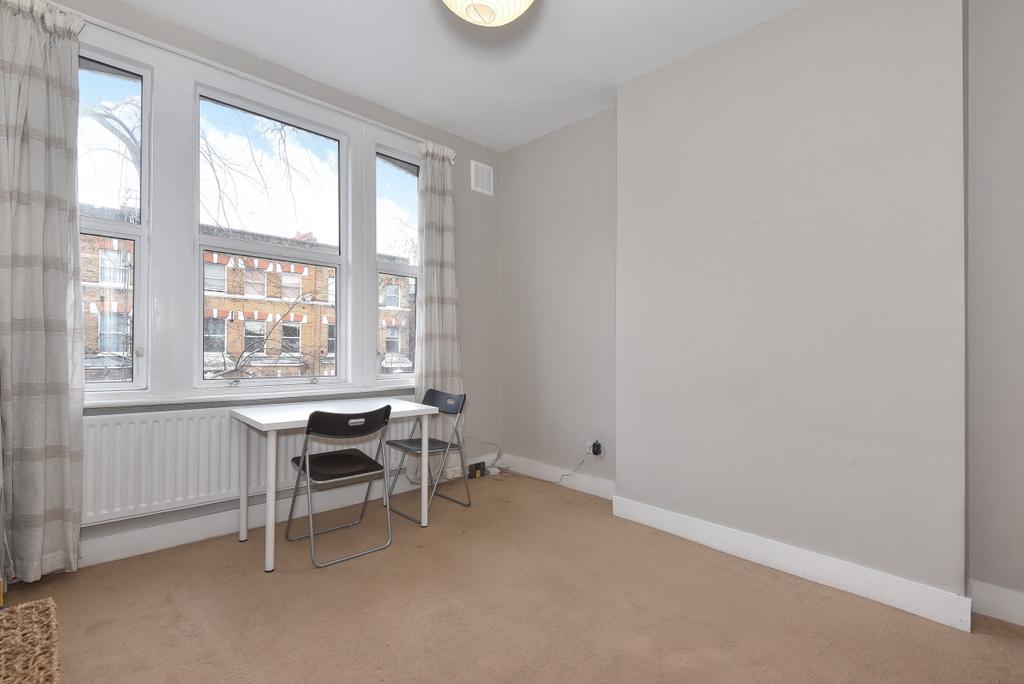 Gautrey Road Peckham SE15 1 bed apartment to rent £1,500 pcm (£346 pw)