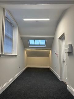Property to rent - Office, 5 Edith Walk, Malvern, Worcestershire, WR14 4QH