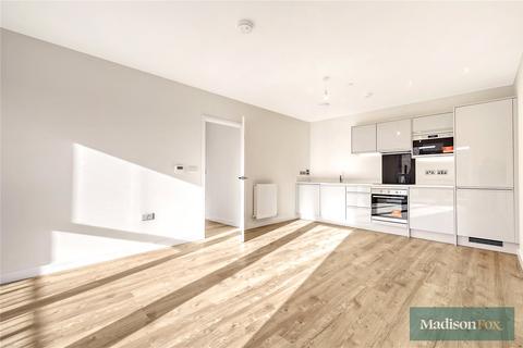 1 bedroom apartment to rent, Luctons Close, Essex IG10