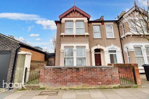 3 bedroom end of terrace house for sale, Belgrave Road, Ilford