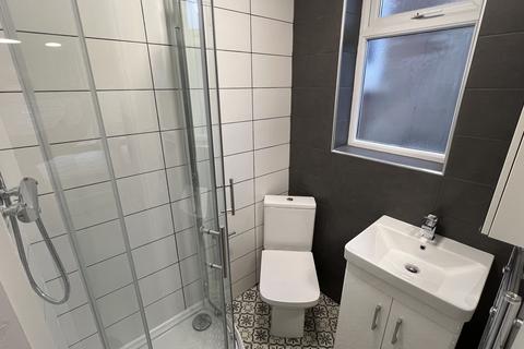 undefined, Stockwood Crescent, Room 5, Luton, Bedfordshire