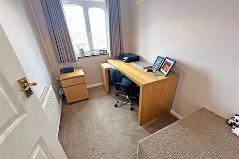 67 Berkeley Road, Shirley, Solihull, B90 2HT